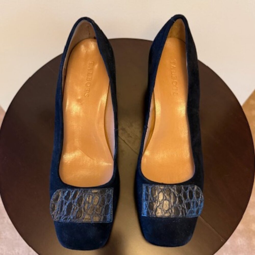 Talbots Elegant Black Suede Block Heel Pump, size 9.5
